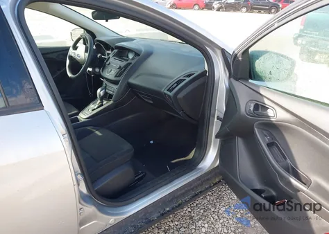 2017 Ford Focus S из США, поврежденный, VIN 1FADP3E21HL337883